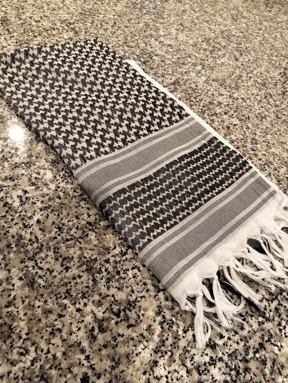 Classic Black & White Keffiyeh Scarf
